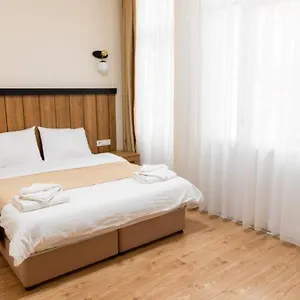 La Pera Hotel